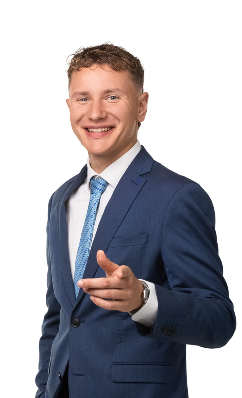 Alex-Tobreluts-Lahe-Kinnisvara-1157x1901px-pystised