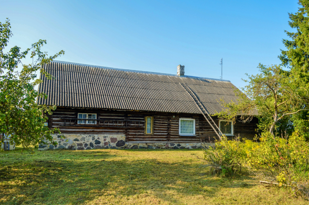 Müüa talumaja Läänemaal Lihula vallas Seira külas Lahe Kinnisvarast