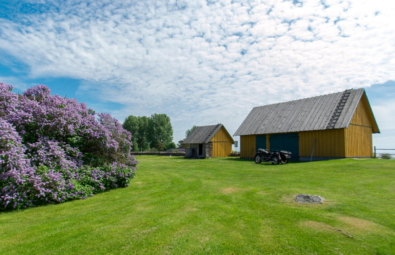 Kinnisvarateemadel teadlikumaks - pilt on Manija talu müük