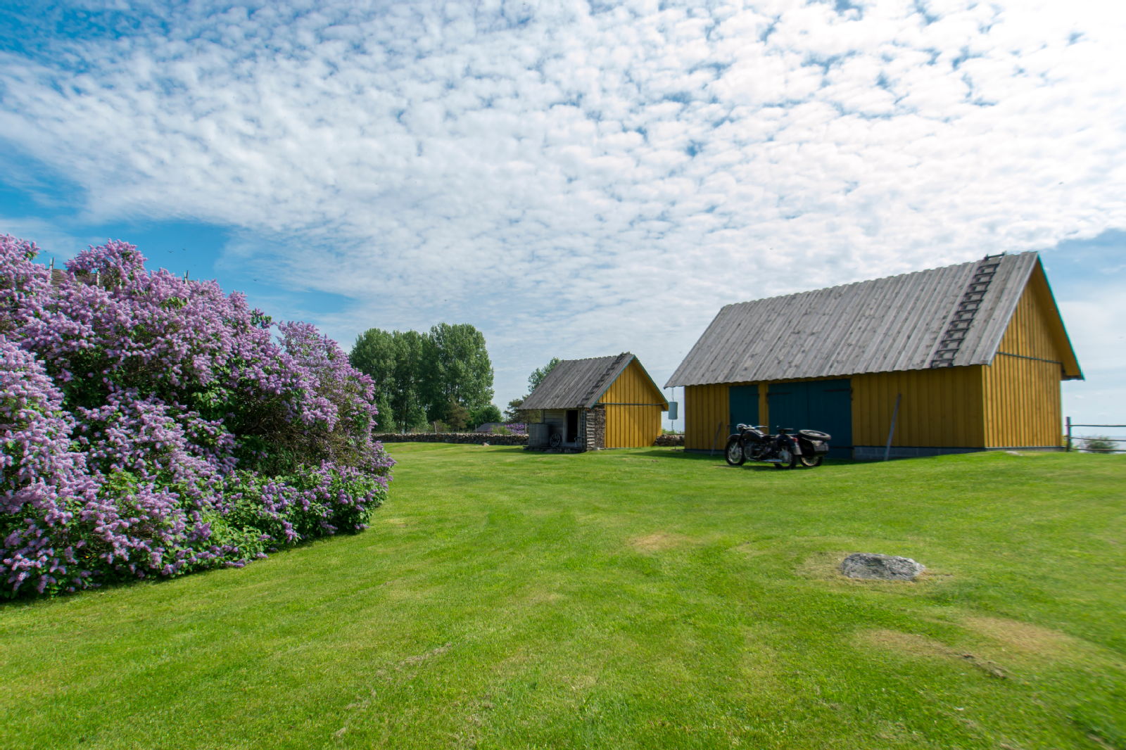 Kinnisvarateemadel teadlikumaks - pilt on Manija talu müük